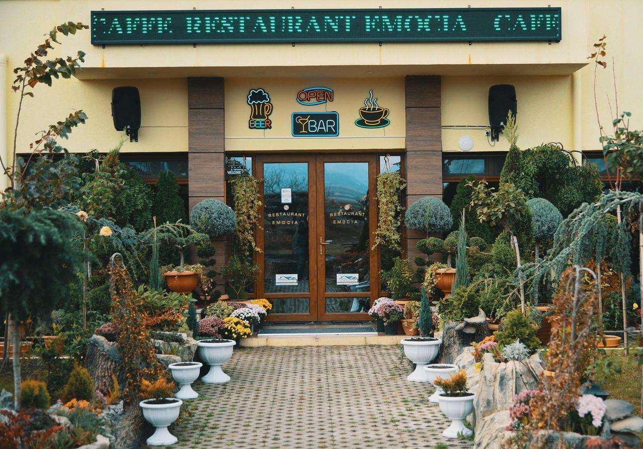 Hotel Emocia Natakhtari Luaran gambar