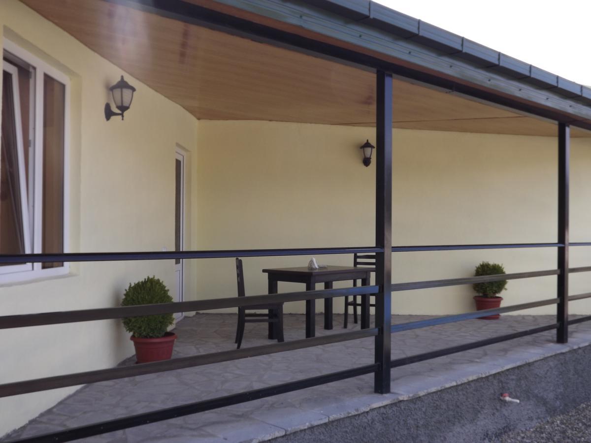 Hotel Emocia Natakhtari Luaran gambar